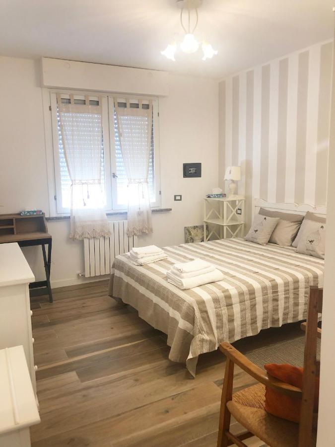 La Rosa Bianca Bed & Breakfast Rozzano Exterior photo